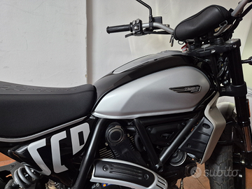 Ducati scrambler 800 icon