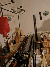 Macchina per tessere tessuti 