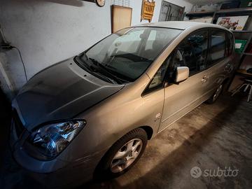 Toyota Verso 2.0 d4d
