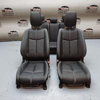 Set sedili in pelle cucitura blu nissan leaf ii 20