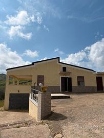 Villa con terreno