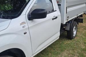 isuzu d-max 1.9 167cv con ribaltabile 