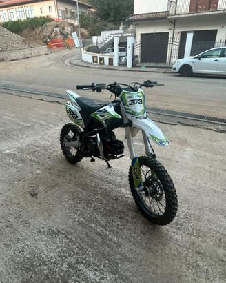 Pit bike 125
