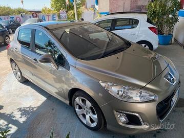 Peugeot 308 1.6 8V e-HDi 112CV Stop&Start 5p. Busi