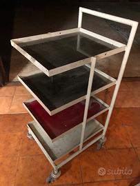Carrello porta oggetti da lavoro