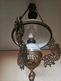 Antico lampadario stile Liberty