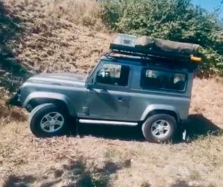 Land Rover DEFENDER 90 2.4 TDCI "Puma"