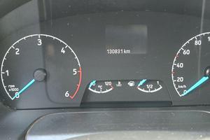  Ford transit ibrido 