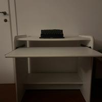 Scrivania bianca piano estraibile