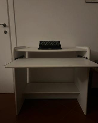 Scrivania bianca piano estraibile