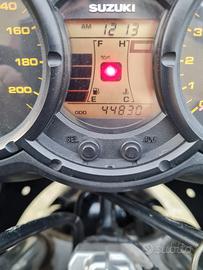 v strom  Dl 650 