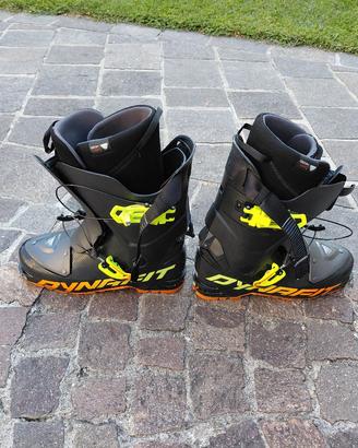scarponi alpinismo per sci con pelli