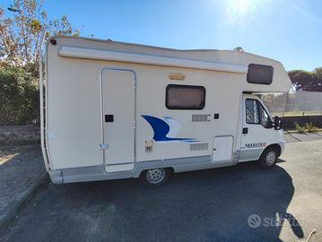 Camper Elnag con aria condizionata