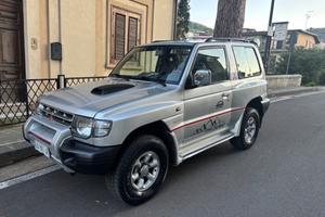 Mitsubishi Pajero 2.8 TDI MT GLS Focus Autocarro