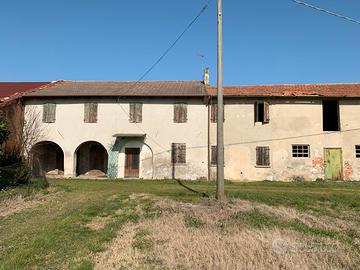 Casale da ristrutturare