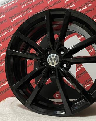 Cerchi Golf 5 6 7 7,5 8 gtd gti 18 pollici Pretori
