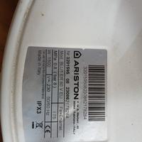 scaldabagno 80l Ariston