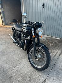 Triumph Bonneville T100
