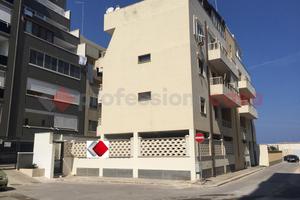 Box/Posto auto Bari [BoxcileaVRG] (S. Girolamo)