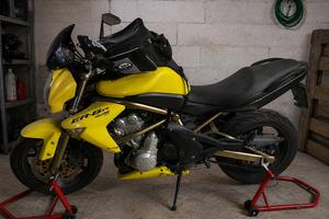 Kawasaki Er-6n