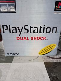 Playstation Sony con 2 controller + cavi