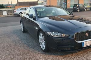 Jaguar XE 2.0 Portfolio full