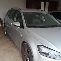 WW Golf Variant a metano