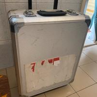 Valigia trolley portautensili