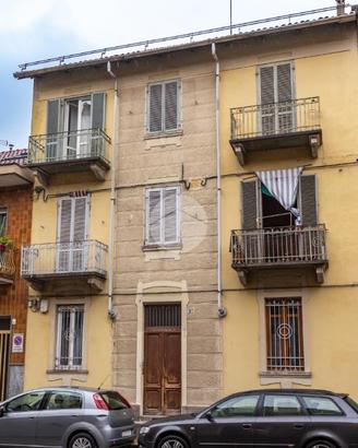 2 LOCALI A TORINO
