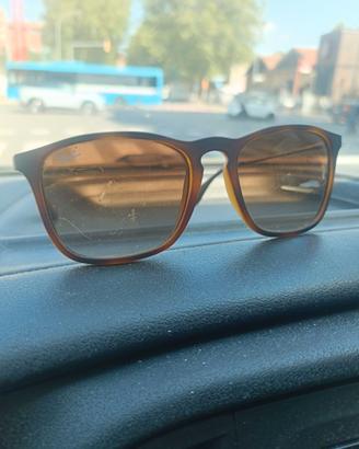 Ray-Ban RB4187 Chris