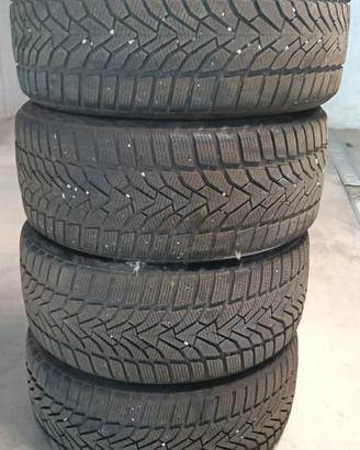 Gomme invernali  235 35 19