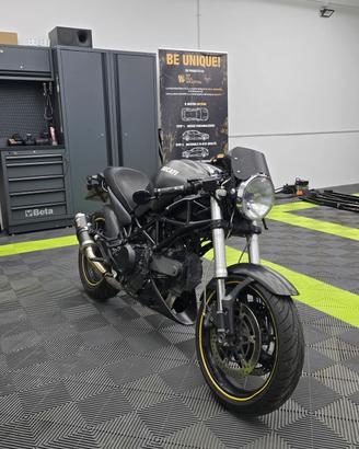 Ducati Monster 695