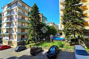 5 LOCALI A GENOVA