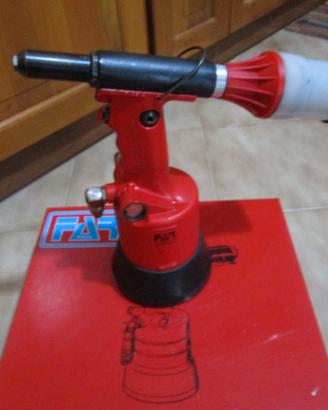 Rivettatrice oleopneumatica FAR