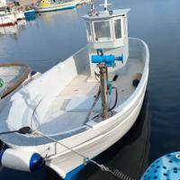 barca da pesca con licenza