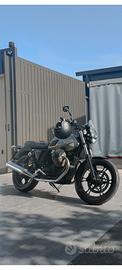 Moto Guzzi V7 II