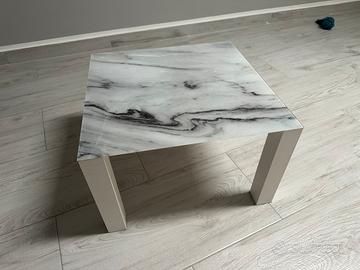 Tavolino in vetro e alluminio com stampa marmo