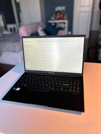 ASUS VivoBook 15 | Intel i5 | 16GB RAM