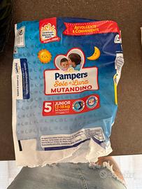Pannolini pampers sole e luna mutandino taglia 5