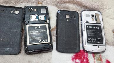 Telefonini samsung  non funzionanti 