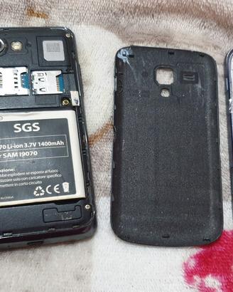 Telefonini samsung  non funzionanti 