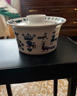 pentola vintage in ceramica