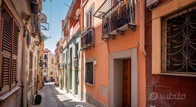 Cagliari - stampace | monolocale arredato in affit