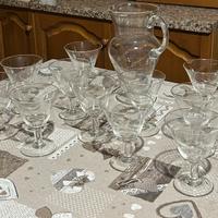 set di bicchieri