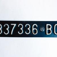 Targa anteriore autovettura