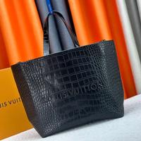 Borsa a tracolla Louis Vuitton in pelle nera