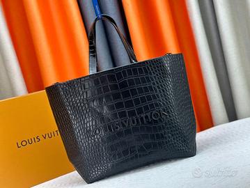 Borsa a tracolla Louis Vuitton in pelle nera