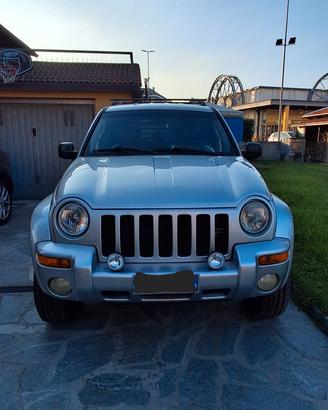 jeep cherokee 3.7  del 2002