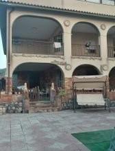 Villa indipendente con 2 appartamenti