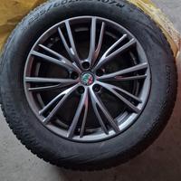 Alfa Romeo Stelvio 4 cerchi con gomme invernali 18